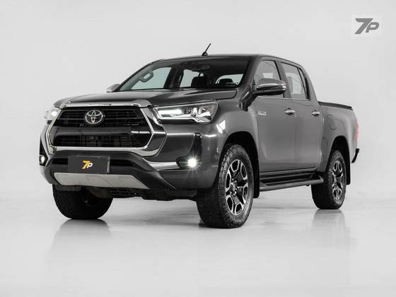 TOYOTA HILUX 2.8 D-4D TURBO DIESEL CD SRX 4X4 AUTOMÁTICO TOYOTA HILUX 2.8 D-4D TURBO DIESEL CD SRX 4X4 AUTOMÁTICO
